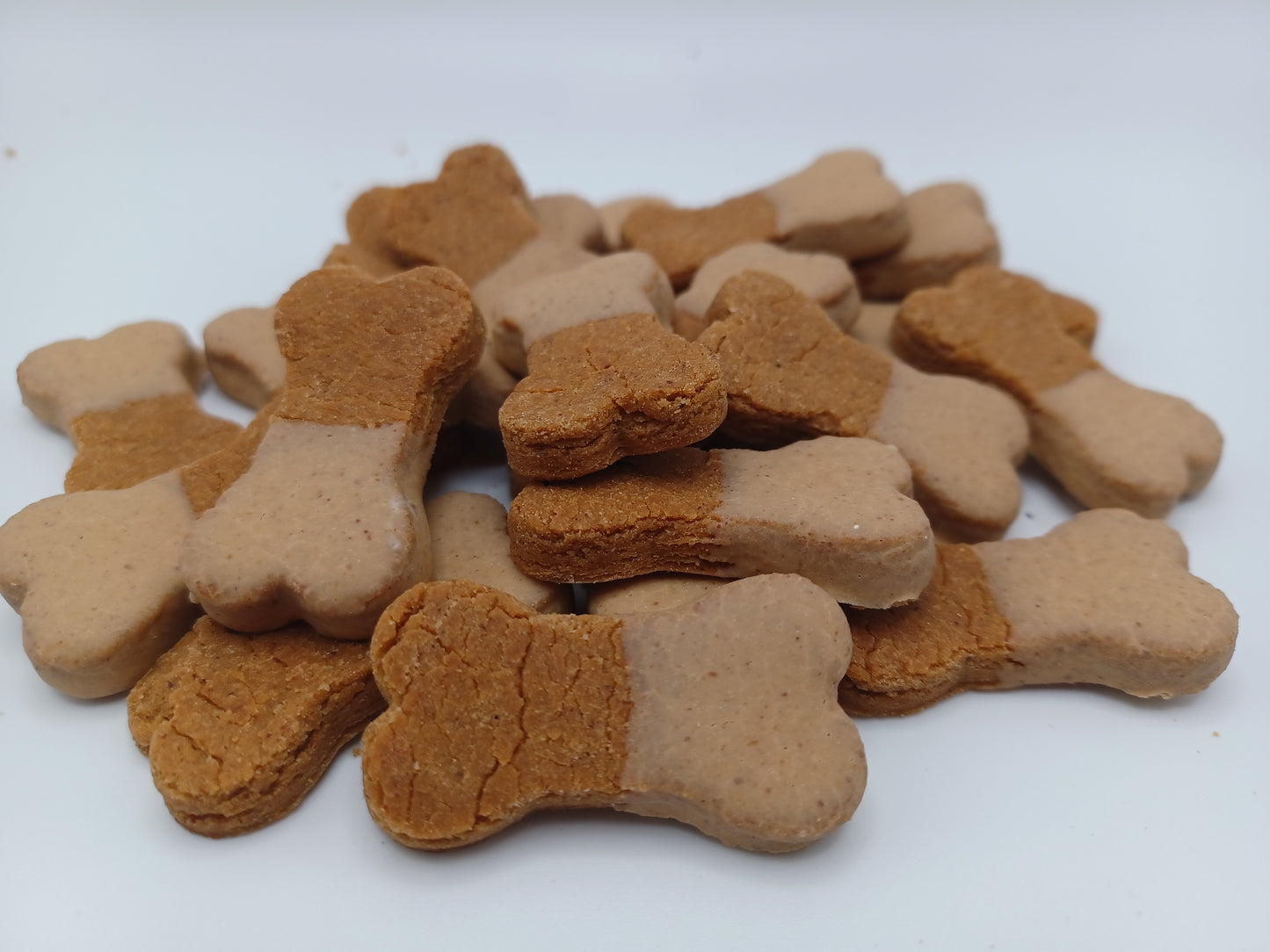 Peanut Butter Dipped Peanut Butter Bone Organic Dog Treats (Gluten Free)