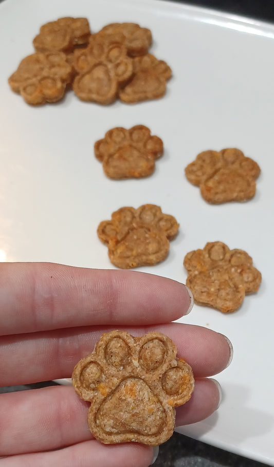 Beef + Cheddar Paws Dog Treats