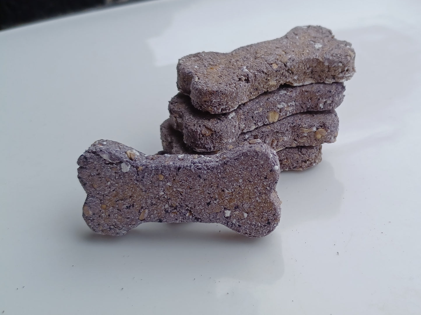 Blueberry Oat Bones Organic Dog Treats 6