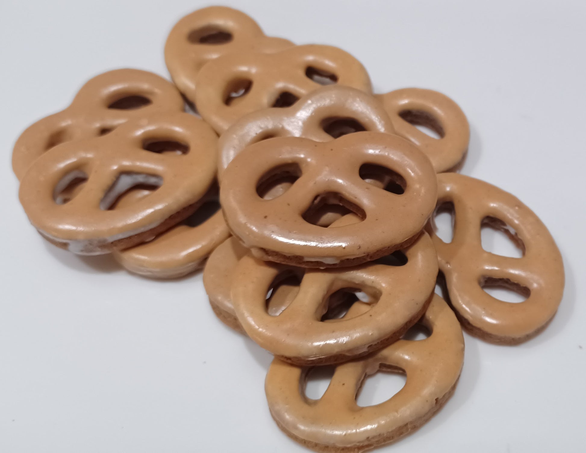 Peanut Butter Glazed Peanut Butter Pretzel Organic Dog Treats - Close Up