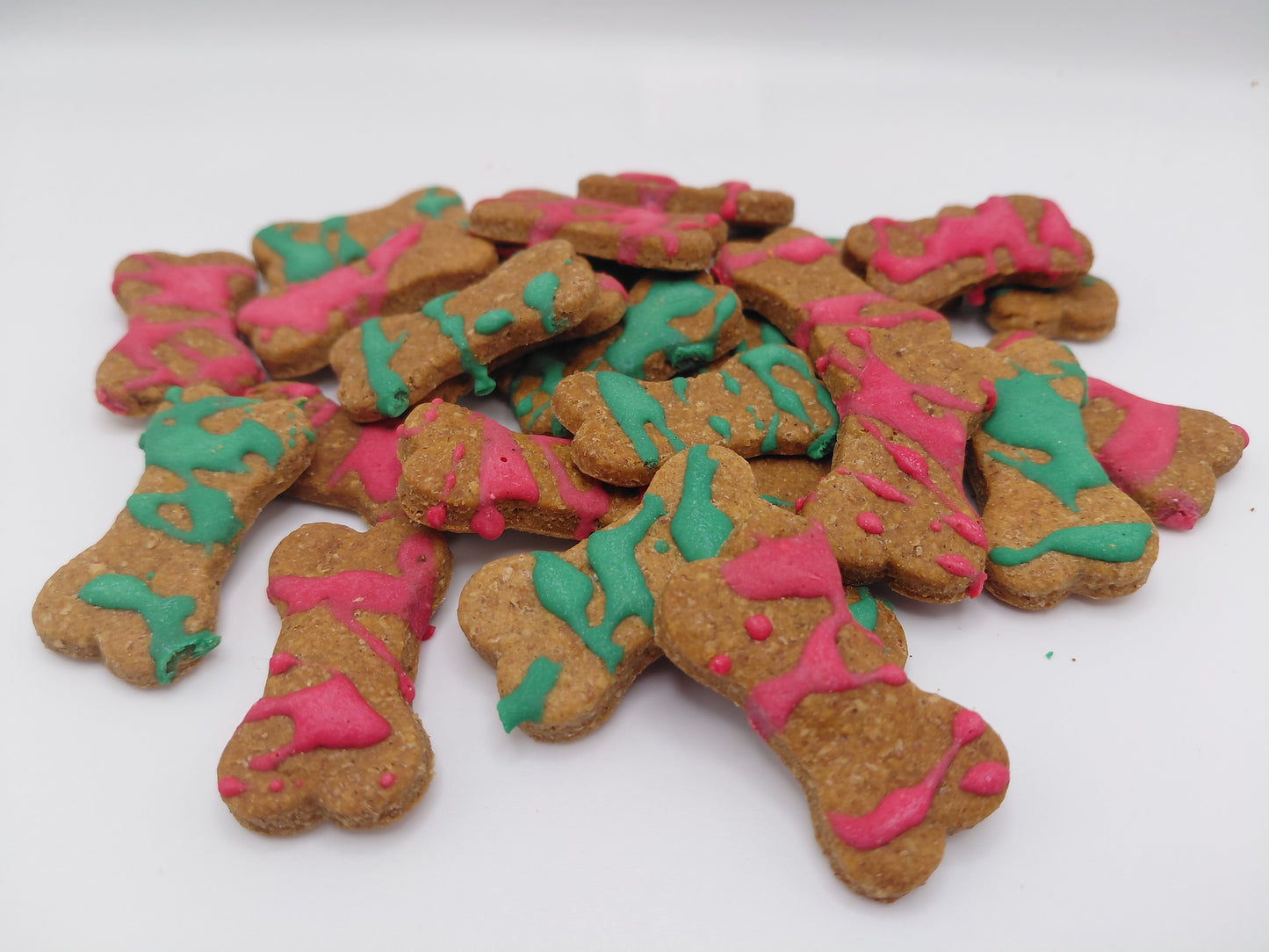 Santa's Dipped Peanut Butter Bones 🎅🎄 - Handmade Organic Christmas Dog Treats